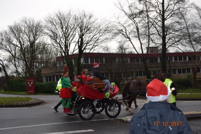 (082) Père Noël à Carrefour le 17 décembre 2017