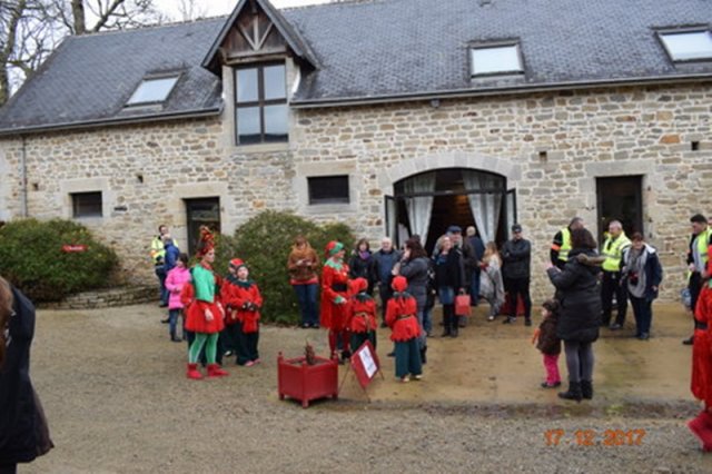 (082) Père Noël à Carrefour le 17 décembre 2017