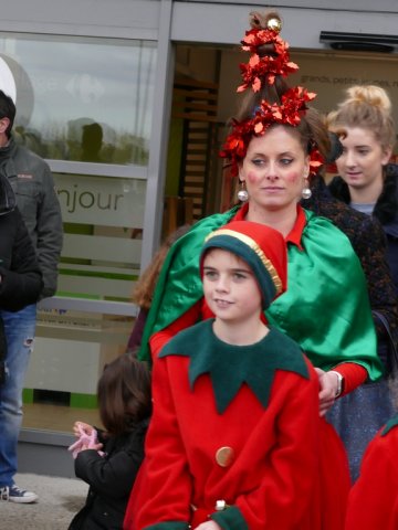 (082) Père Noël à Carrefour le 17 décembre 2017
